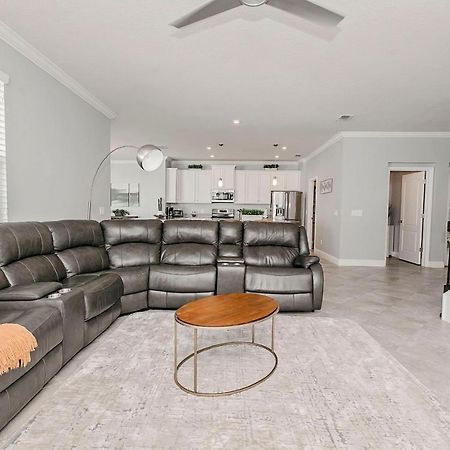 Spacious 4 bedroom home in Sanford/Orlando! Exterior foto