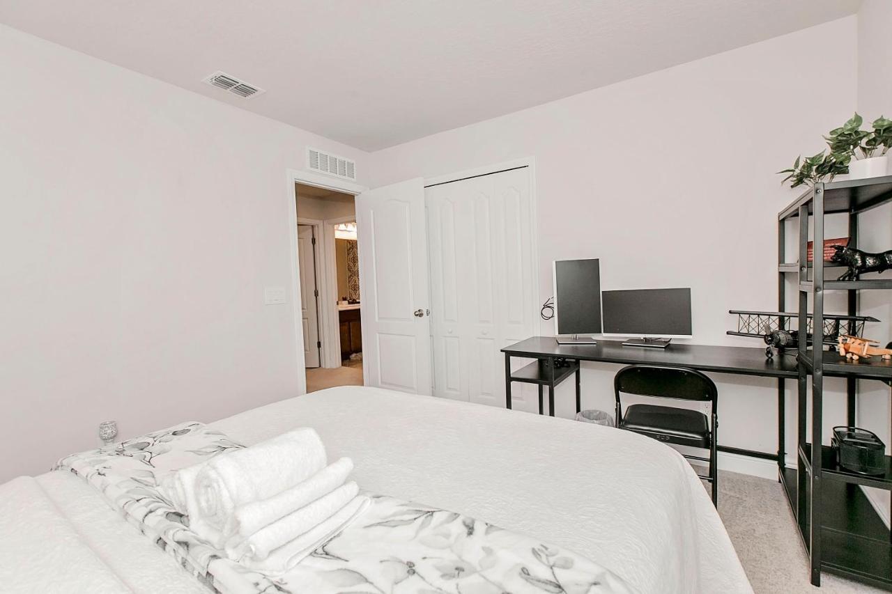 Spacious 4 bedroom home in Sanford/Orlando! Exterior foto